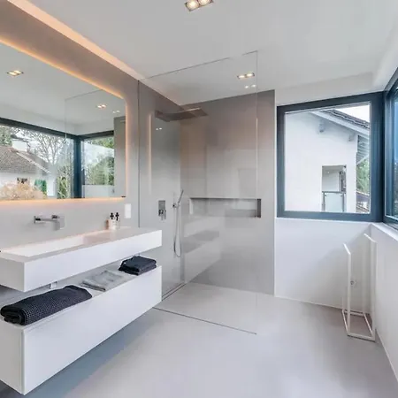 Hochwertige Bauhaus Mit Pool Zum Erstbezug * Vaterstetten